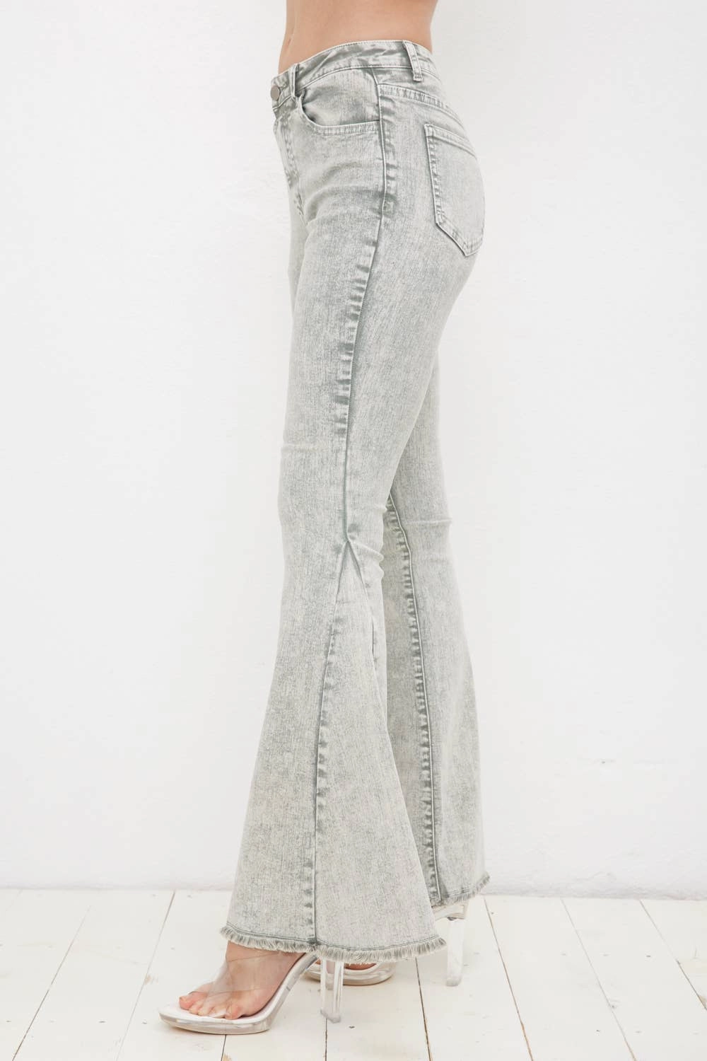17347P - Garment Washed Vintage Distressed Bell Sleeve Denim: LIGHT OLIVE