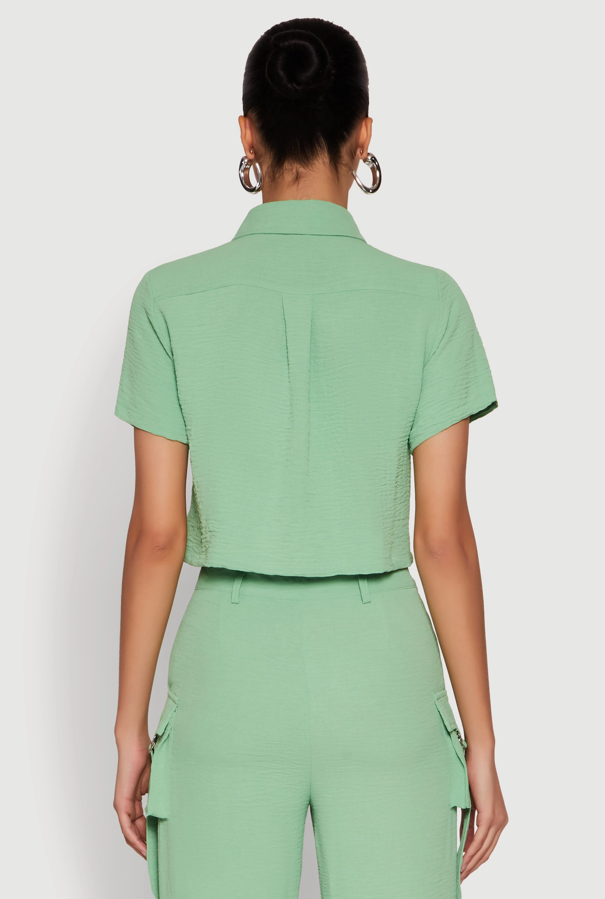 Airy D Ring Closure Crop Top