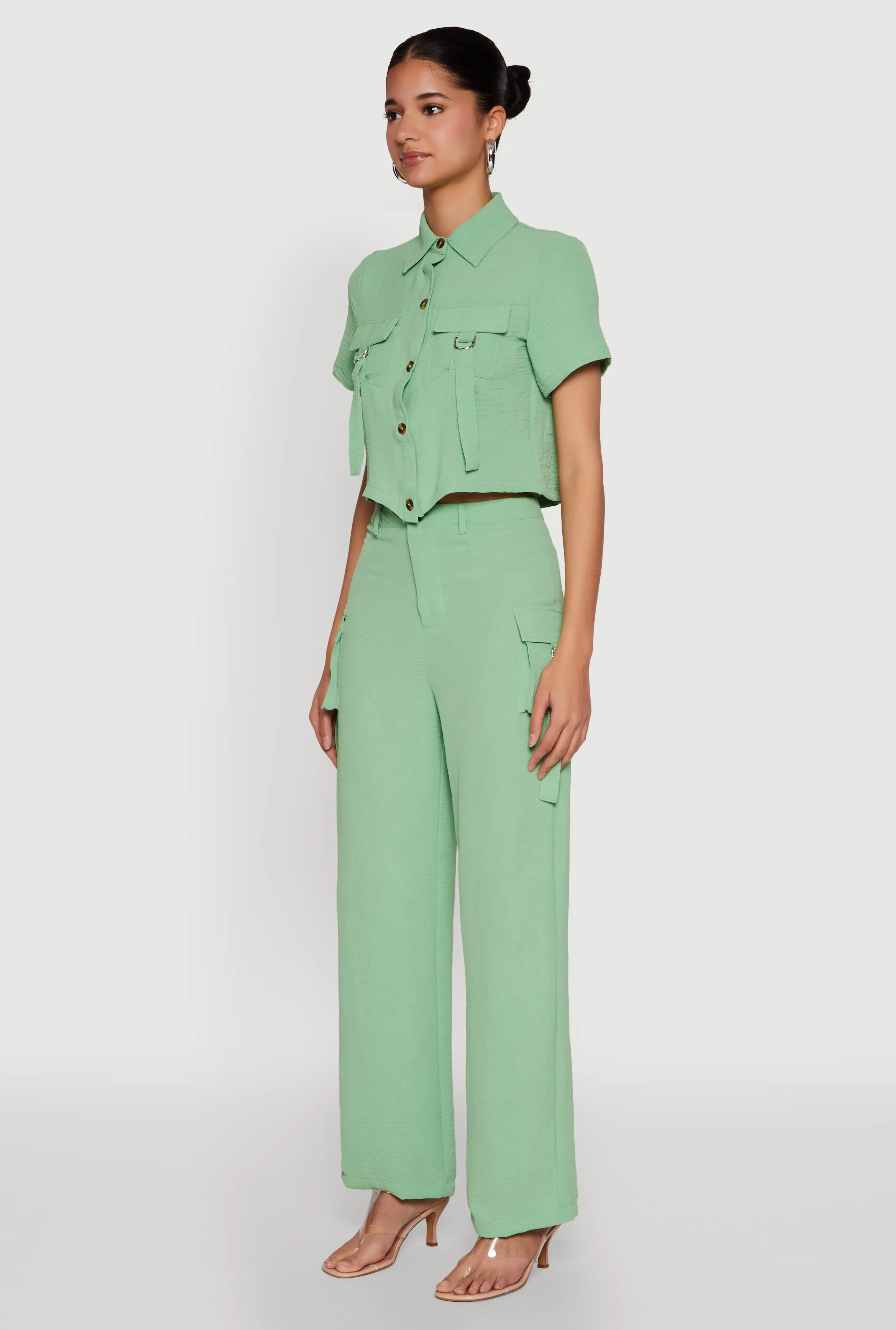 Airy D Ring Closure Crop Top