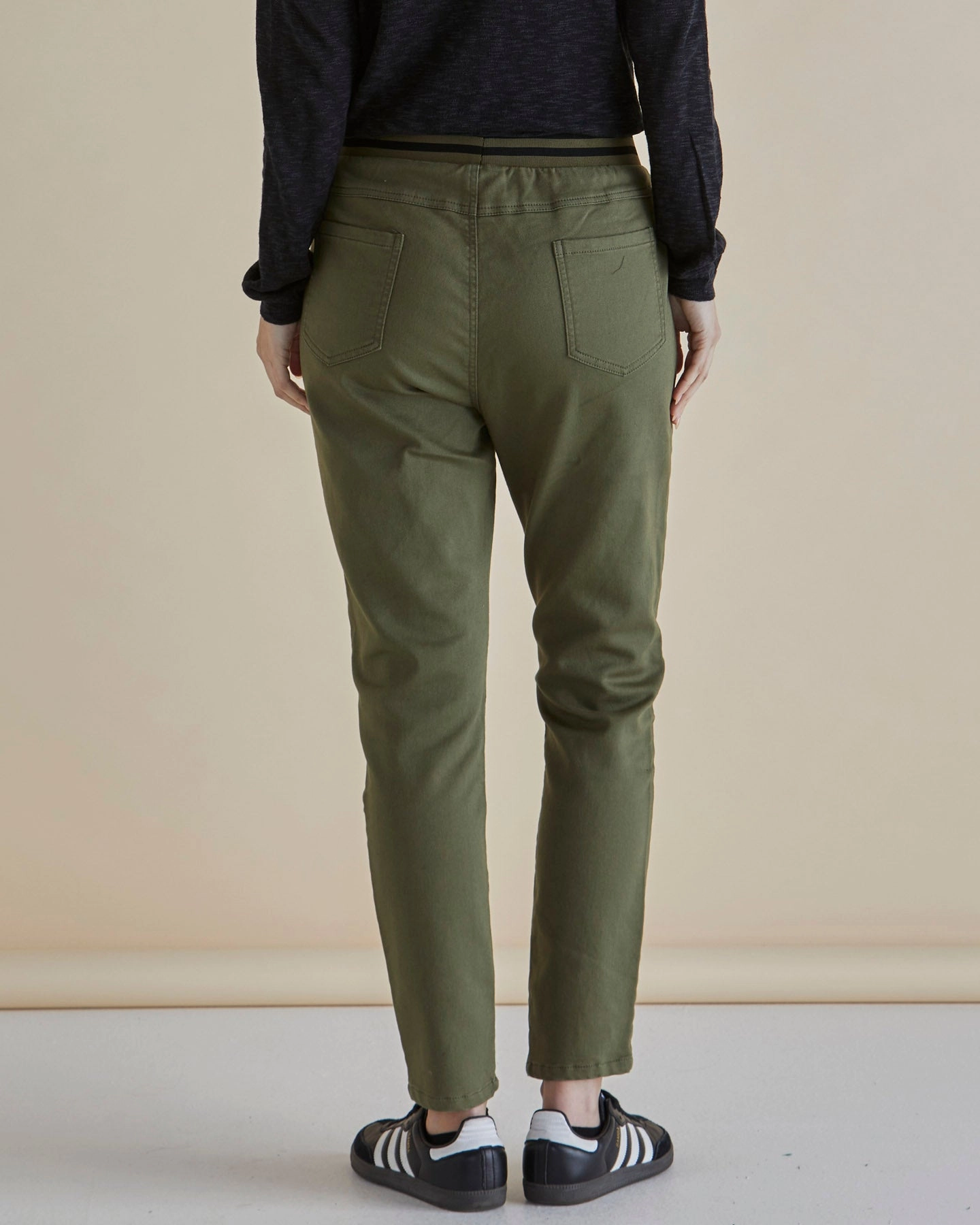 Betty Basics Dakota Jean Khaki