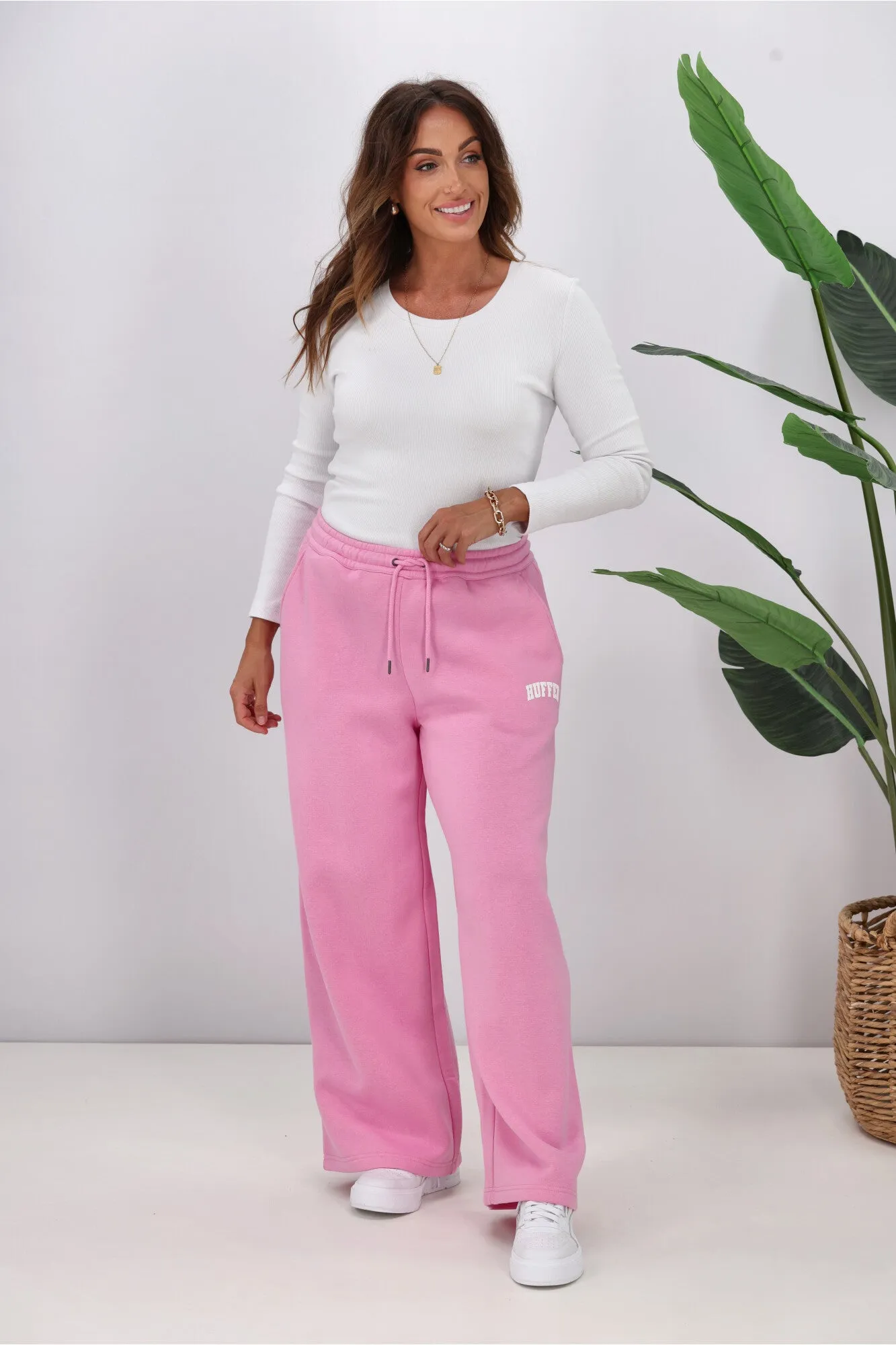 Huffer Easy Trackpant Bon Bon