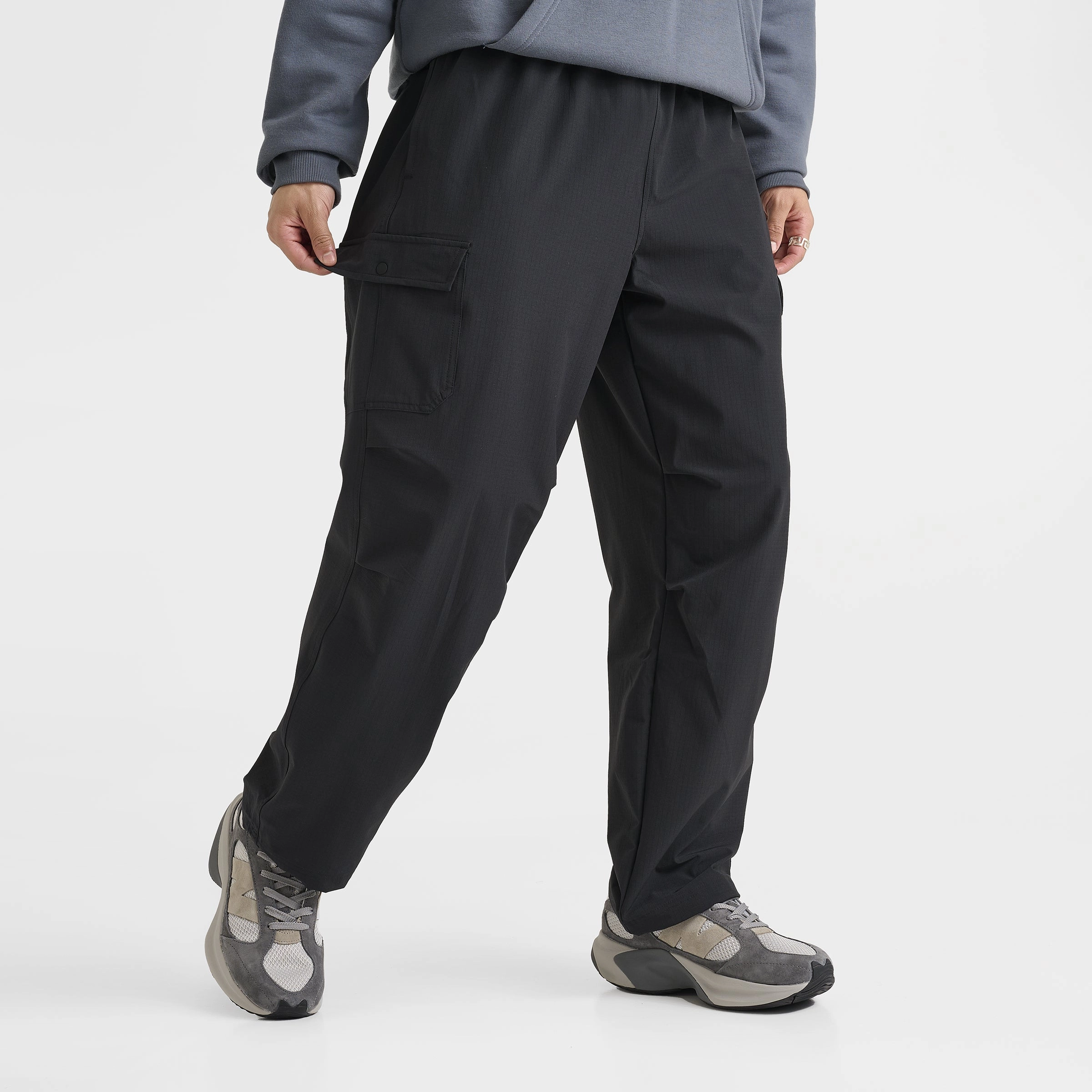 New Balance Ripstop Cargo Pants / Black