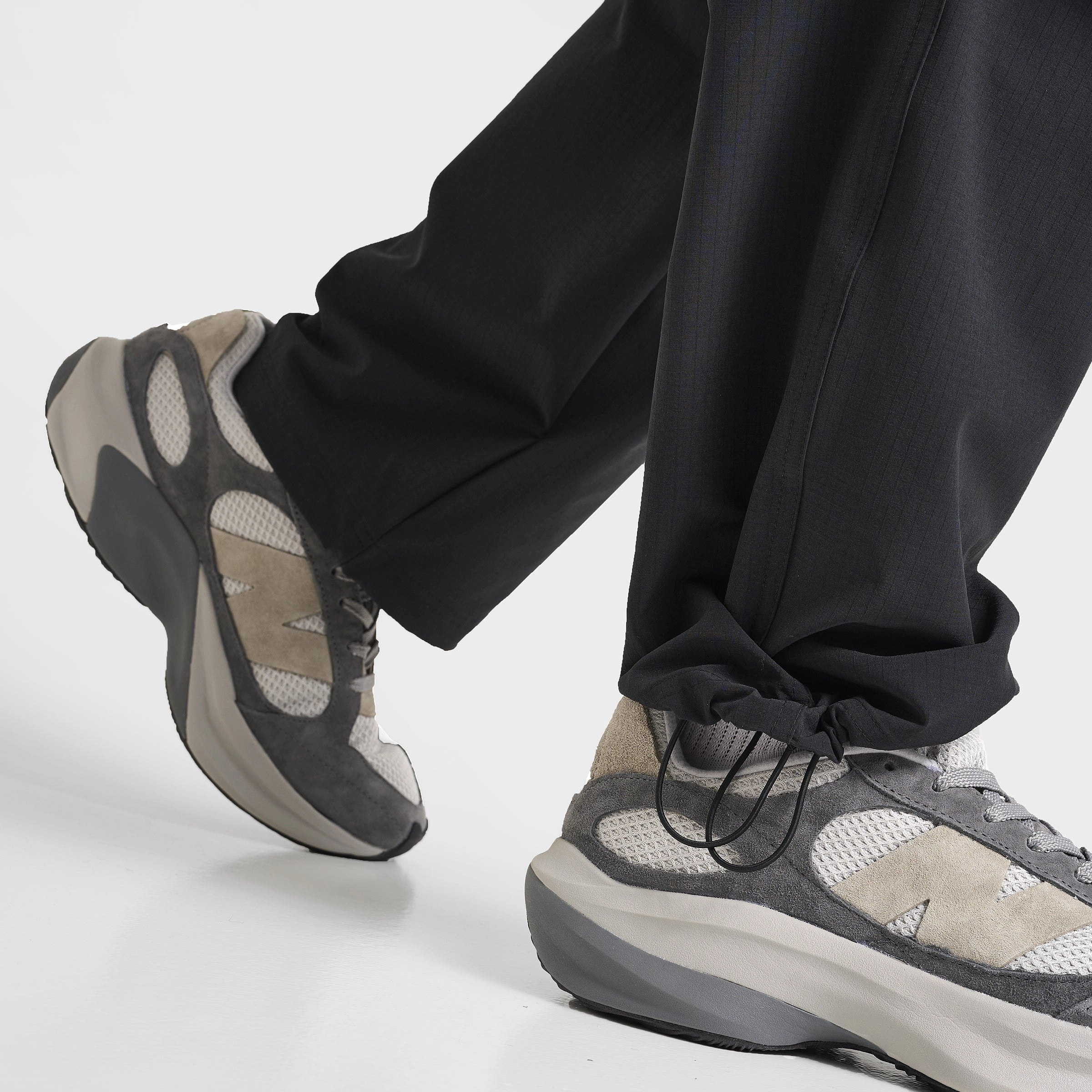 New Balance Ripstop Cargo Pants / Black