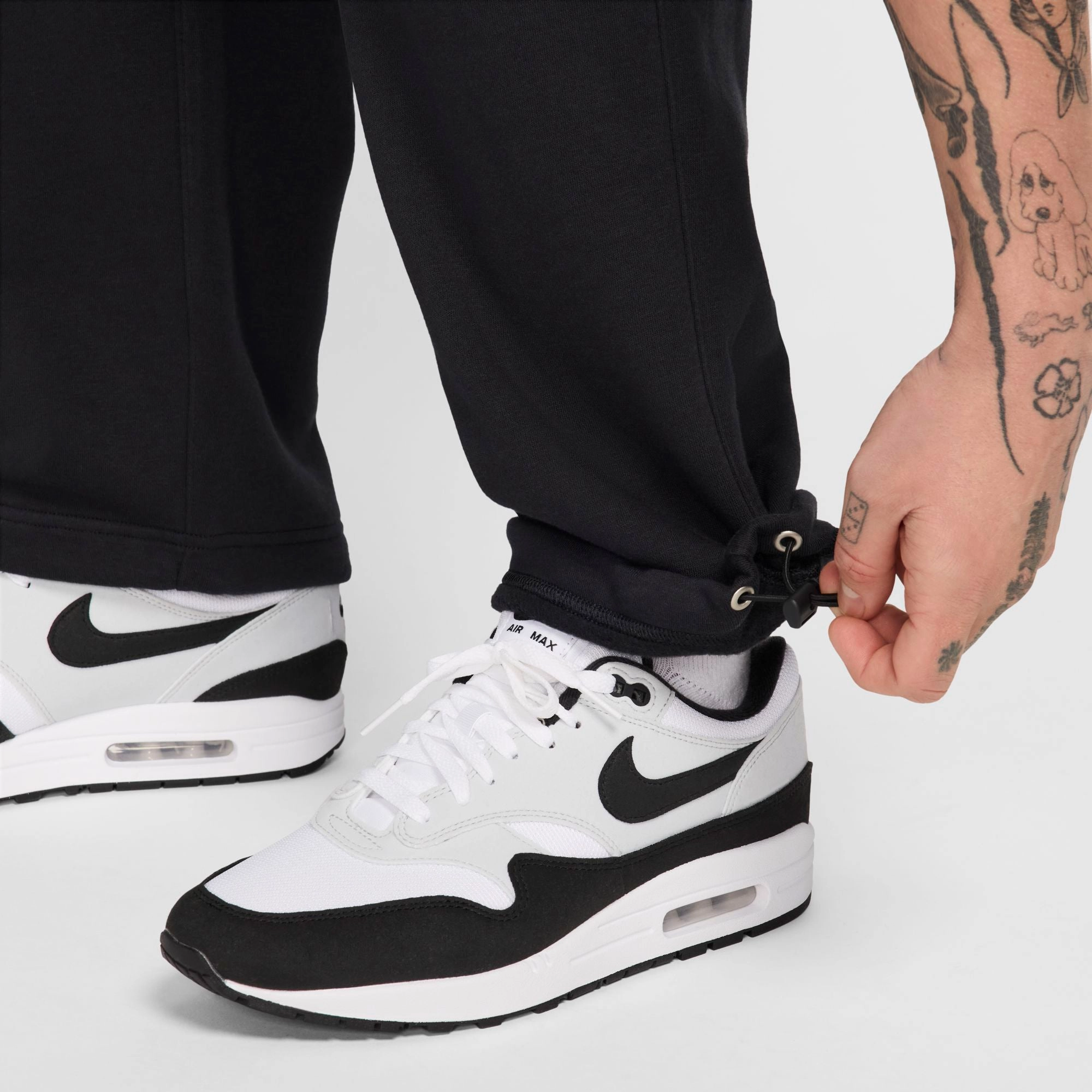 Nike Sportswear Club Brushed Back Fleece Bungie Pants Black / White