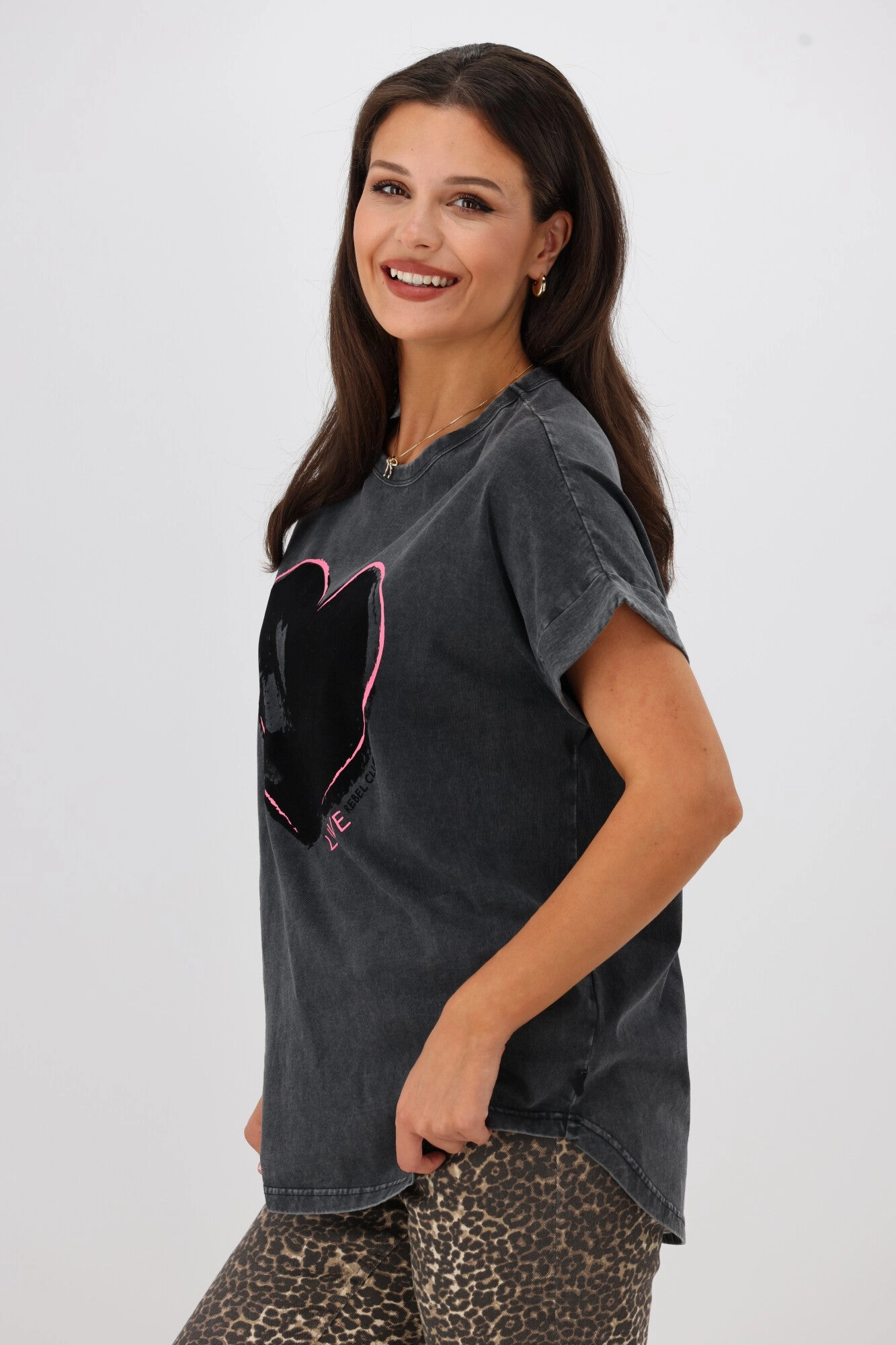 Rebel Club Heart Crush Capsleeve Tee Acid Black