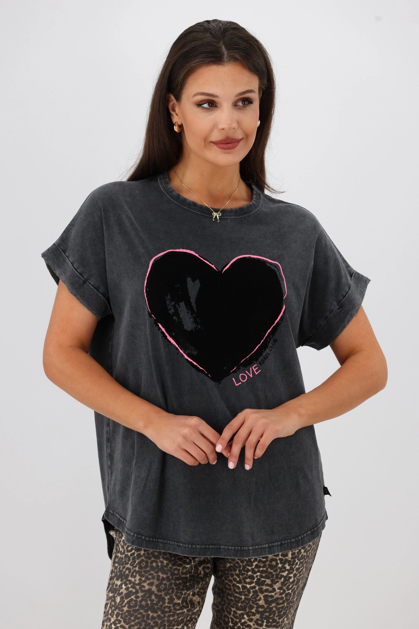 Rebel Club Heart Crush Capsleeve Tee Acid Black