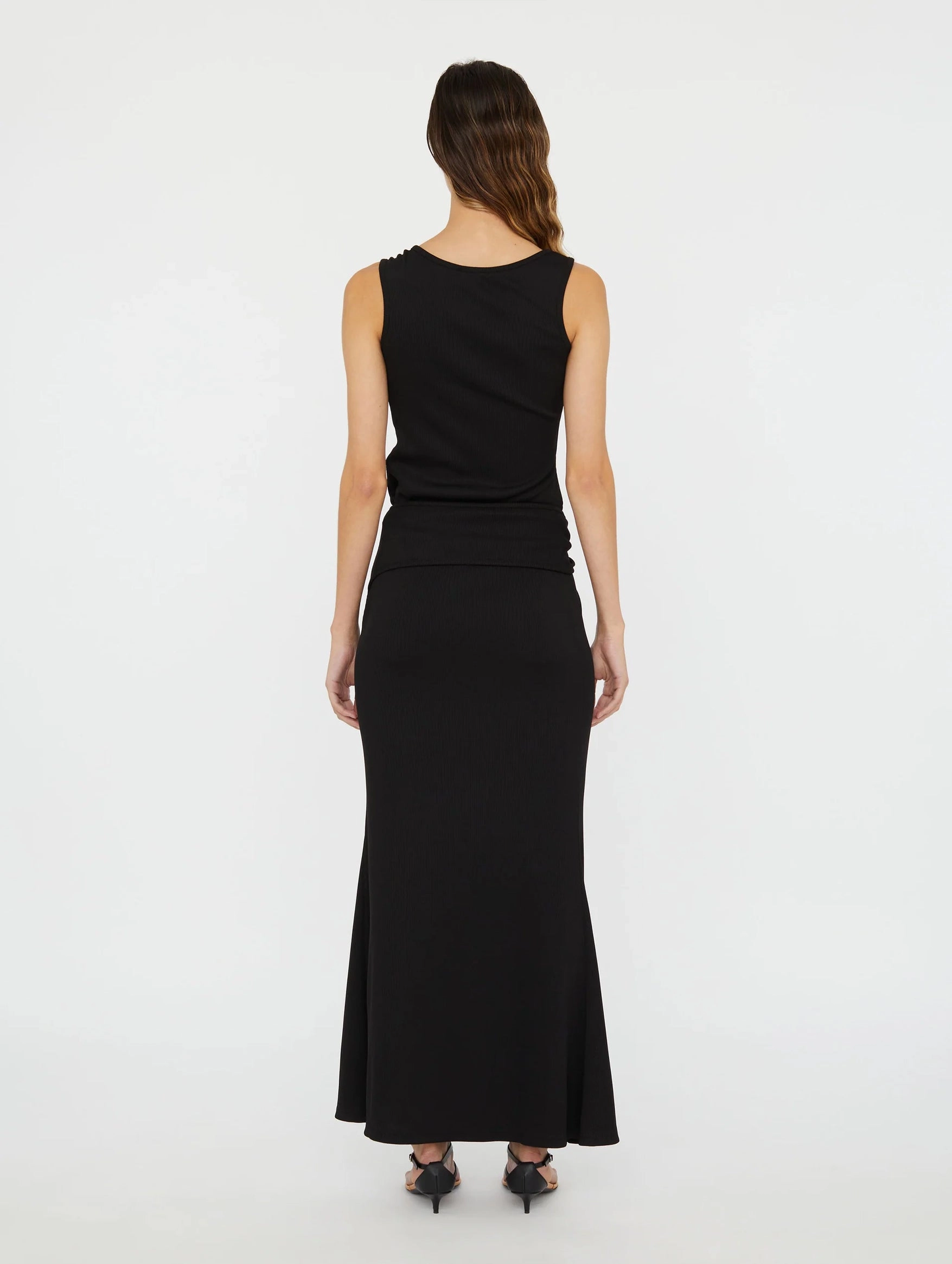 S-Buckle Suspension Skirt in Black