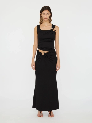 S-Buckle Suspension Skirt in Black
