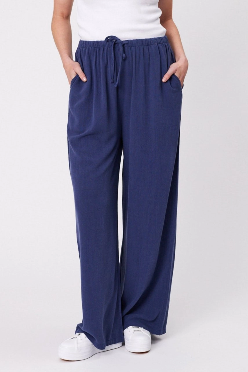 Shine On Essentials Woven Pant Navy