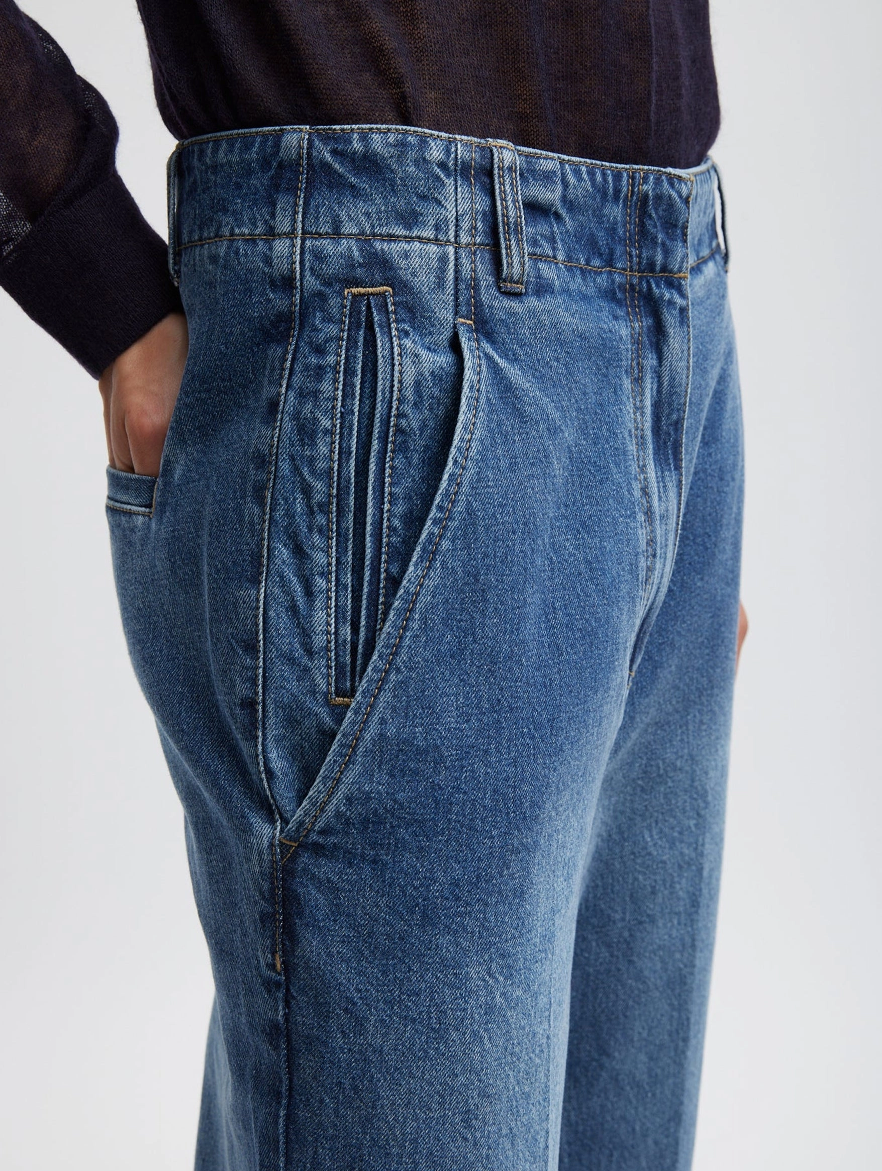 Spring Denim Short Barry Jean in Classic Blue