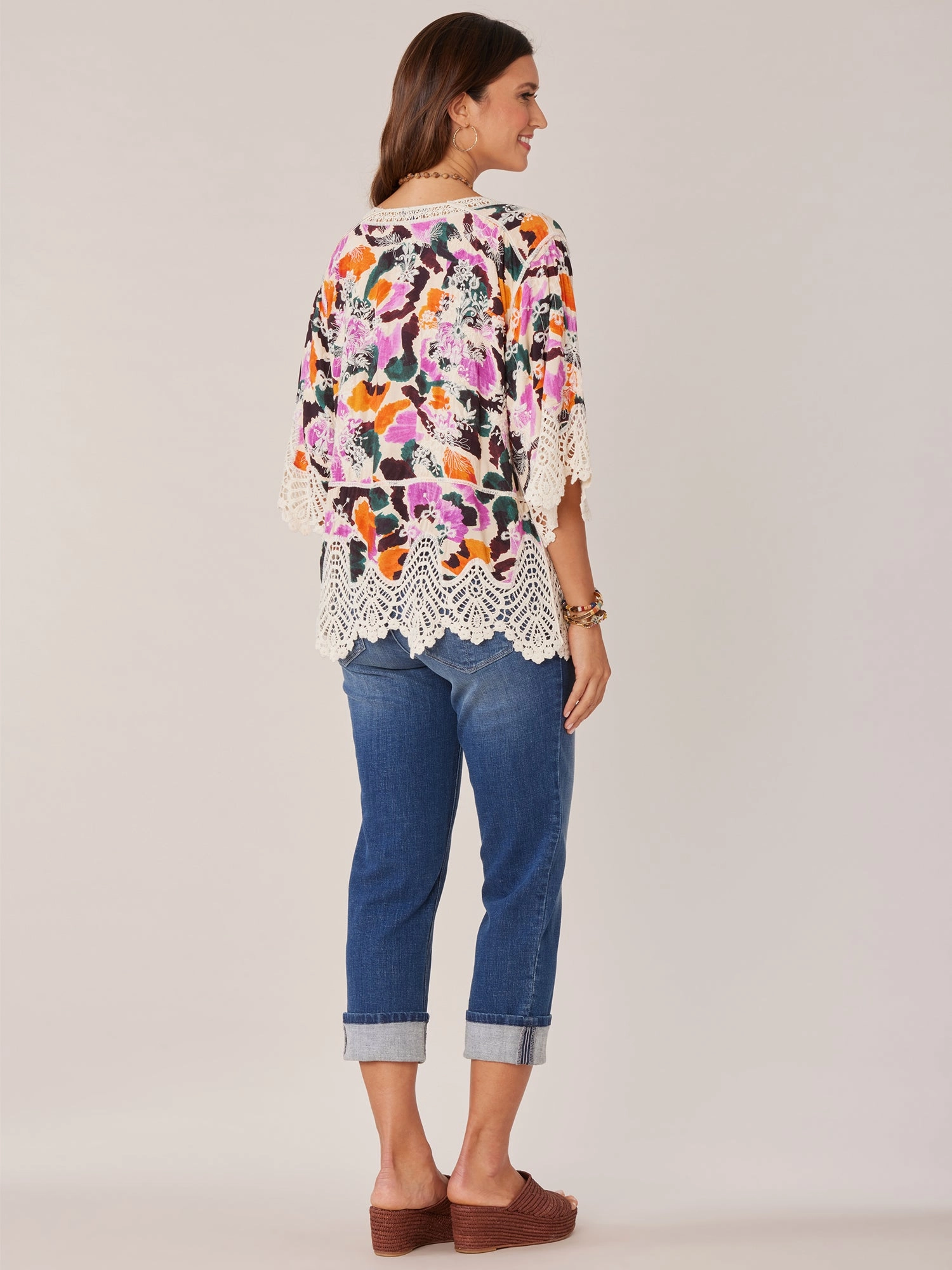 Three Quarter Sleeve V-Notch Neck Scallop Edge Printed Petite Woven Top