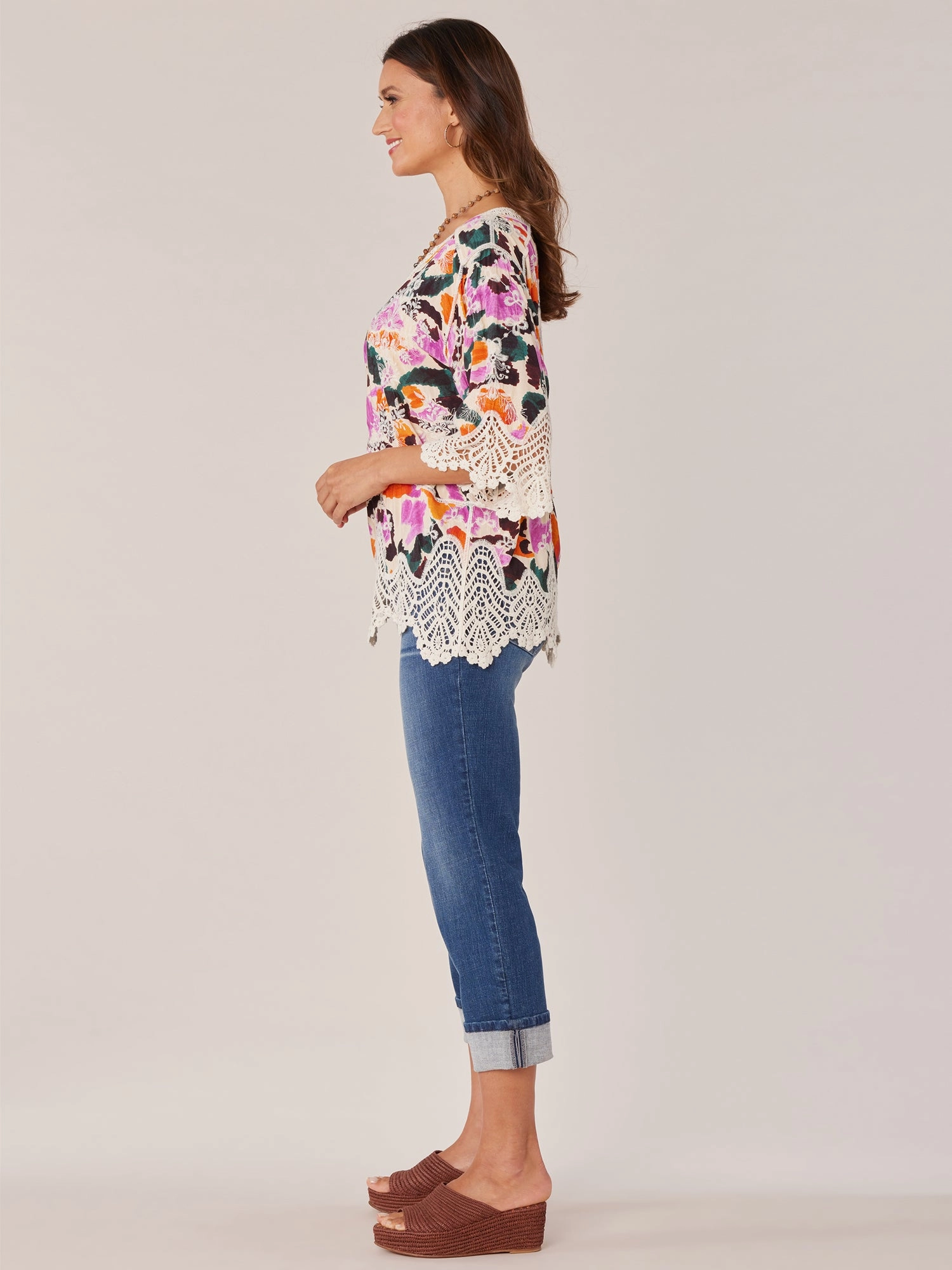 Three Quarter Sleeve V-Notch Neck Scallop Edge Printed Petite Woven Top