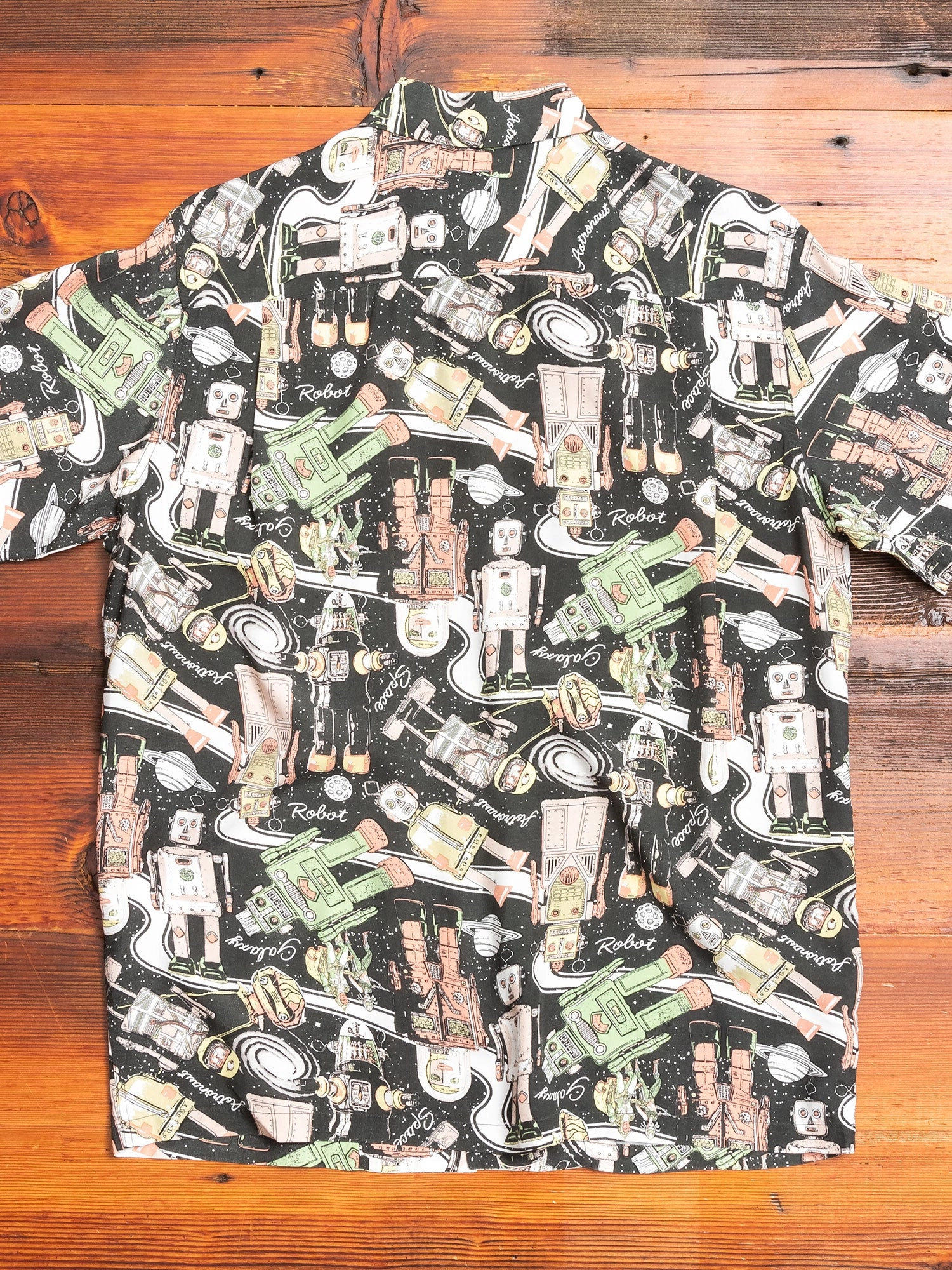 Tin Robots Hawaiian Shirt in Black