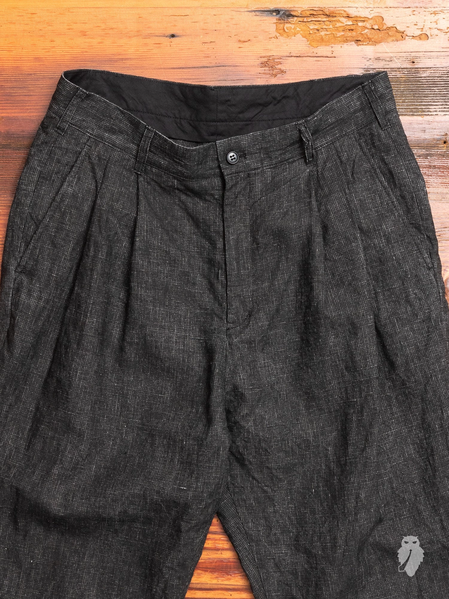 Two Tack Pegtop Pants in Black Linen