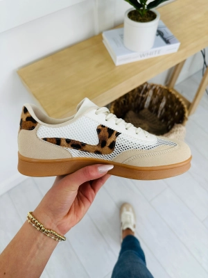 Untamed Steps Sneakers