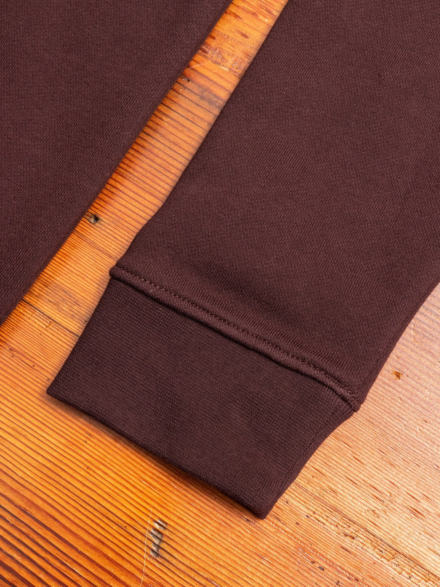 Vagn Pullover Hoodie in Eggplant Brown