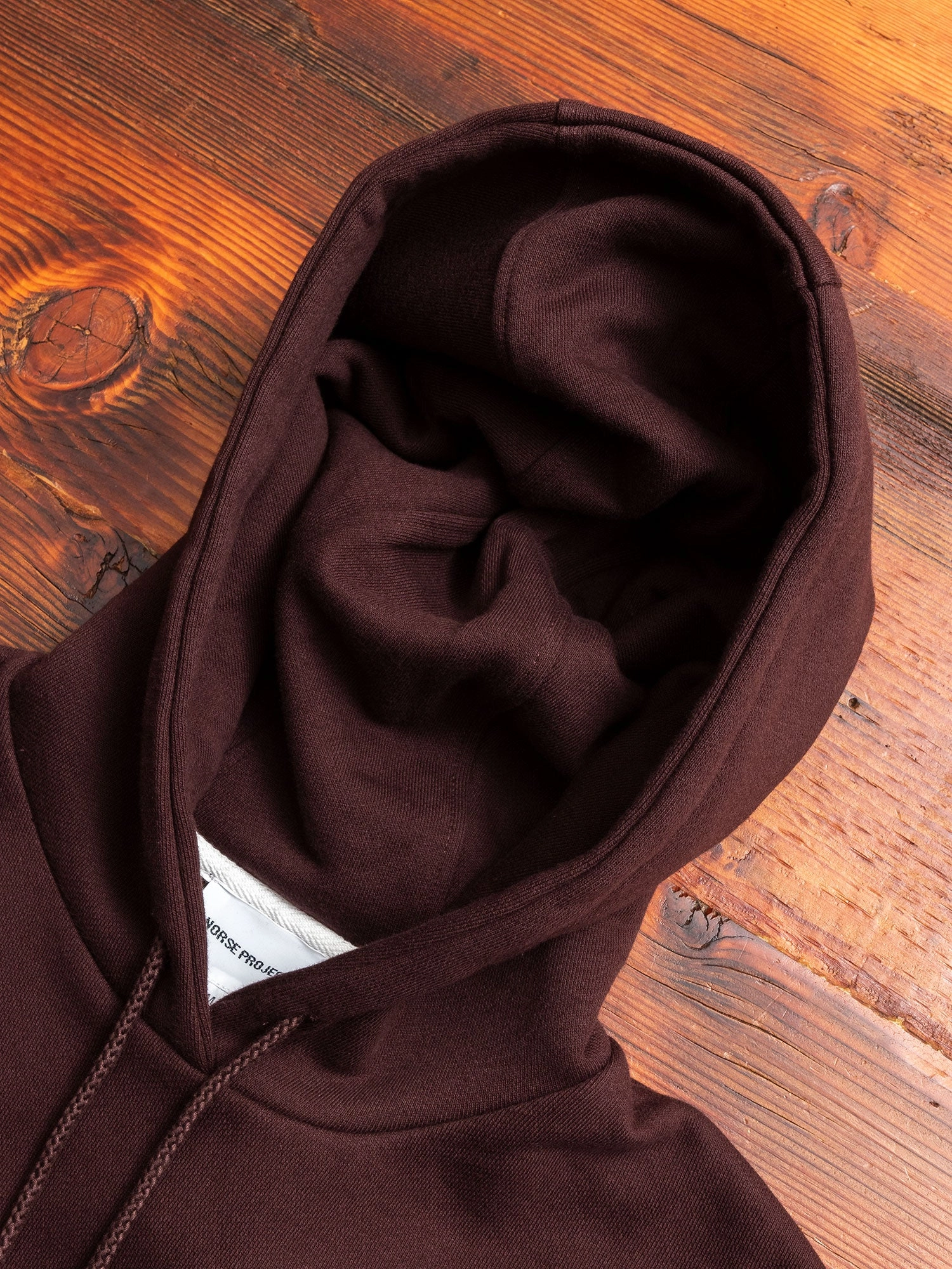 Vagn Pullover Hoodie in Eggplant Brown