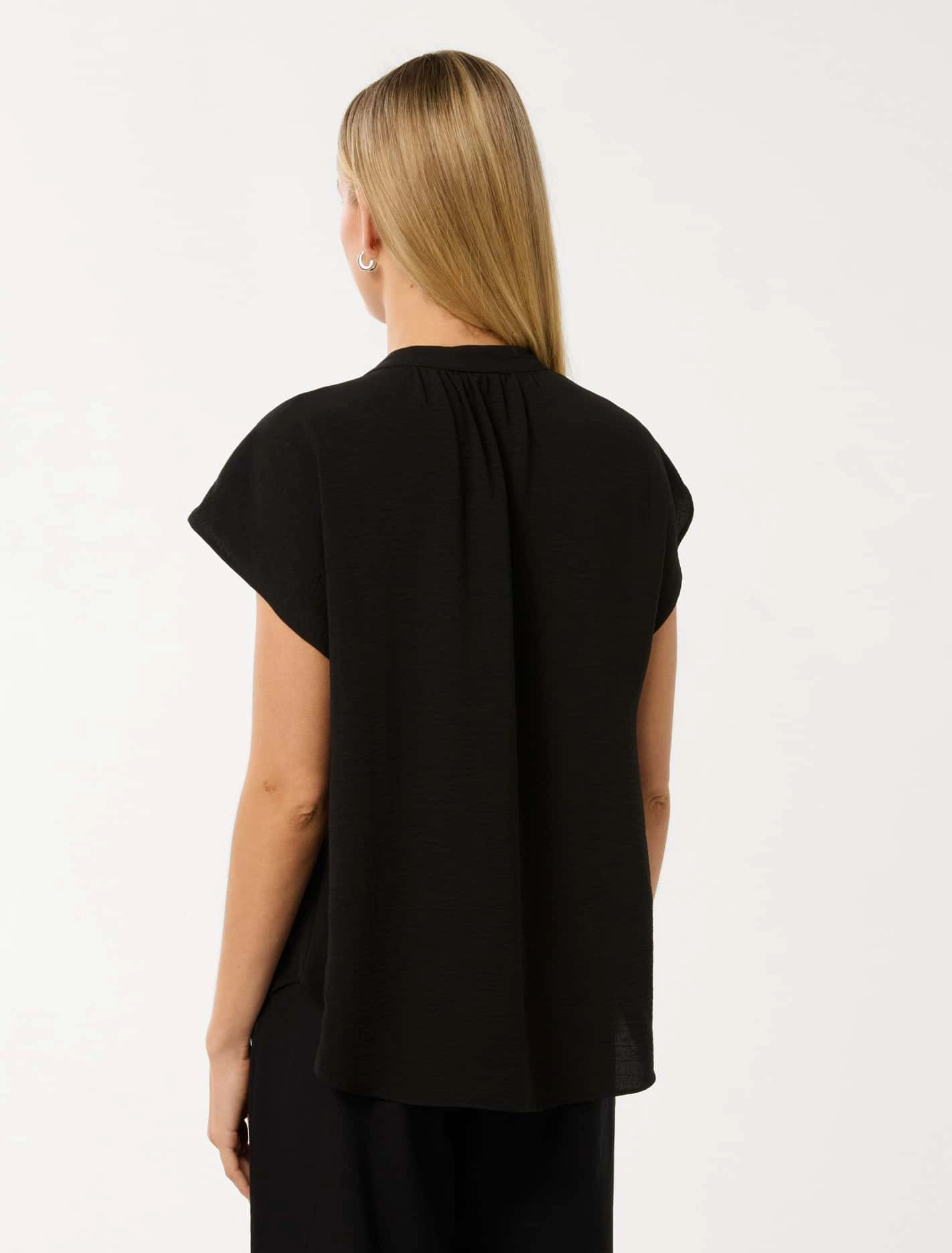 Venus Extended Shoulder Blouse