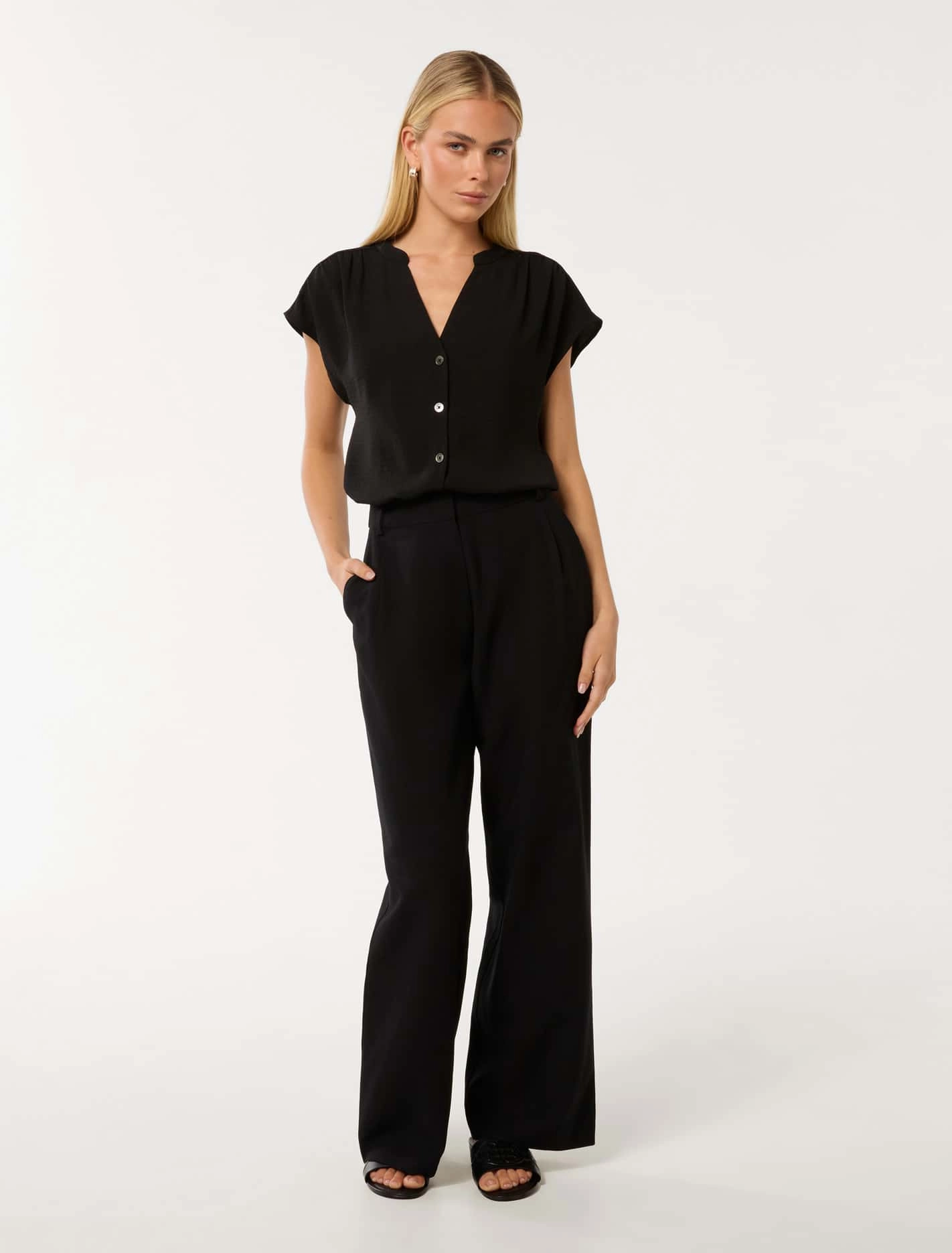 Venus Extended Shoulder Blouse