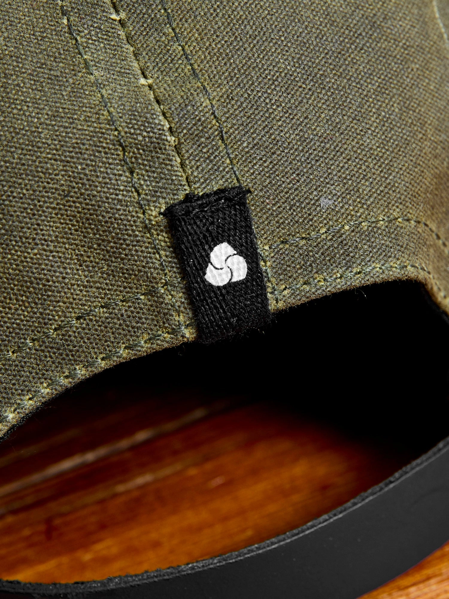 Waxed Canvas Baseball Cap in Olive