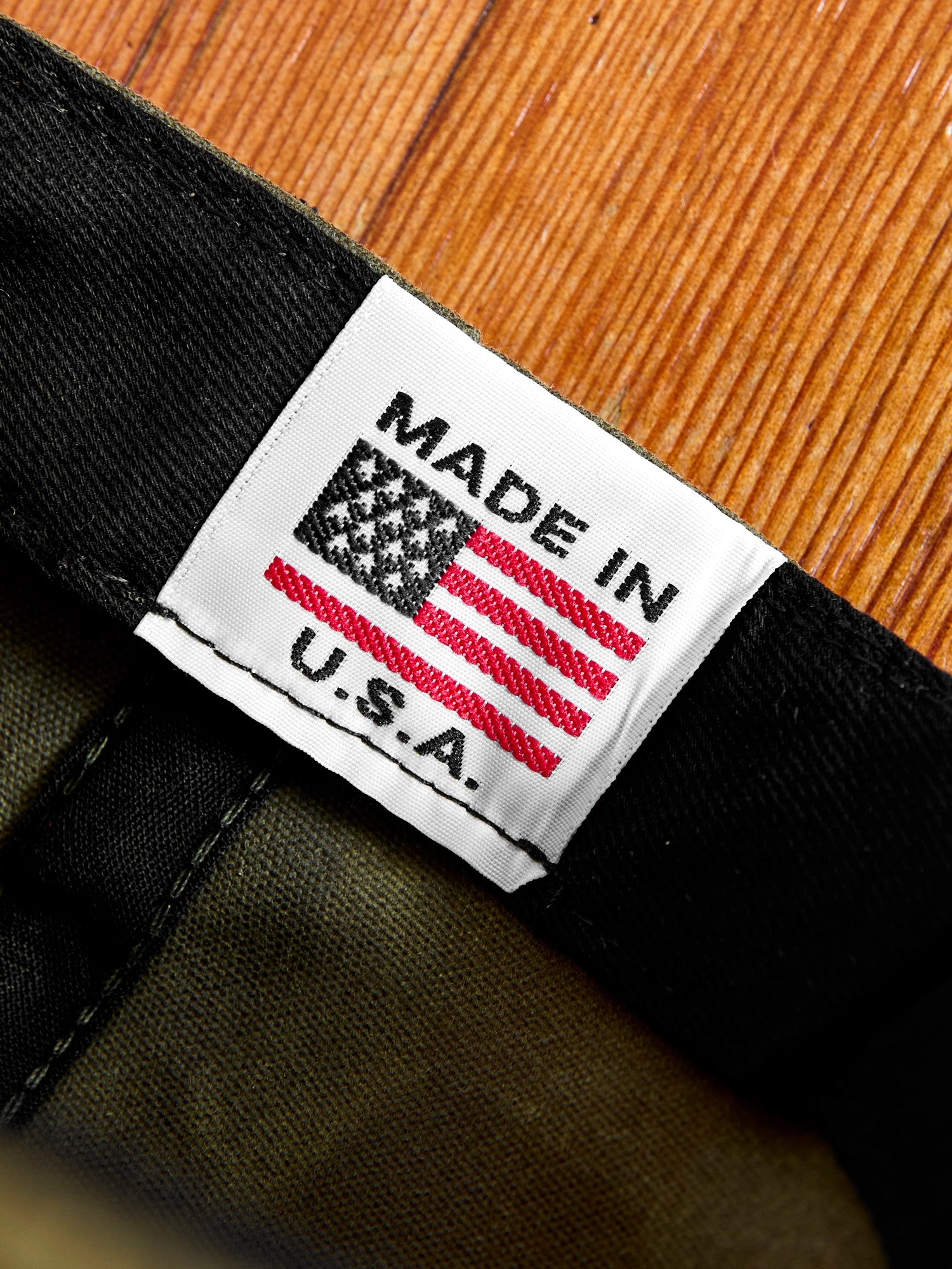 Waxed Canvas Baseball Cap in Olive