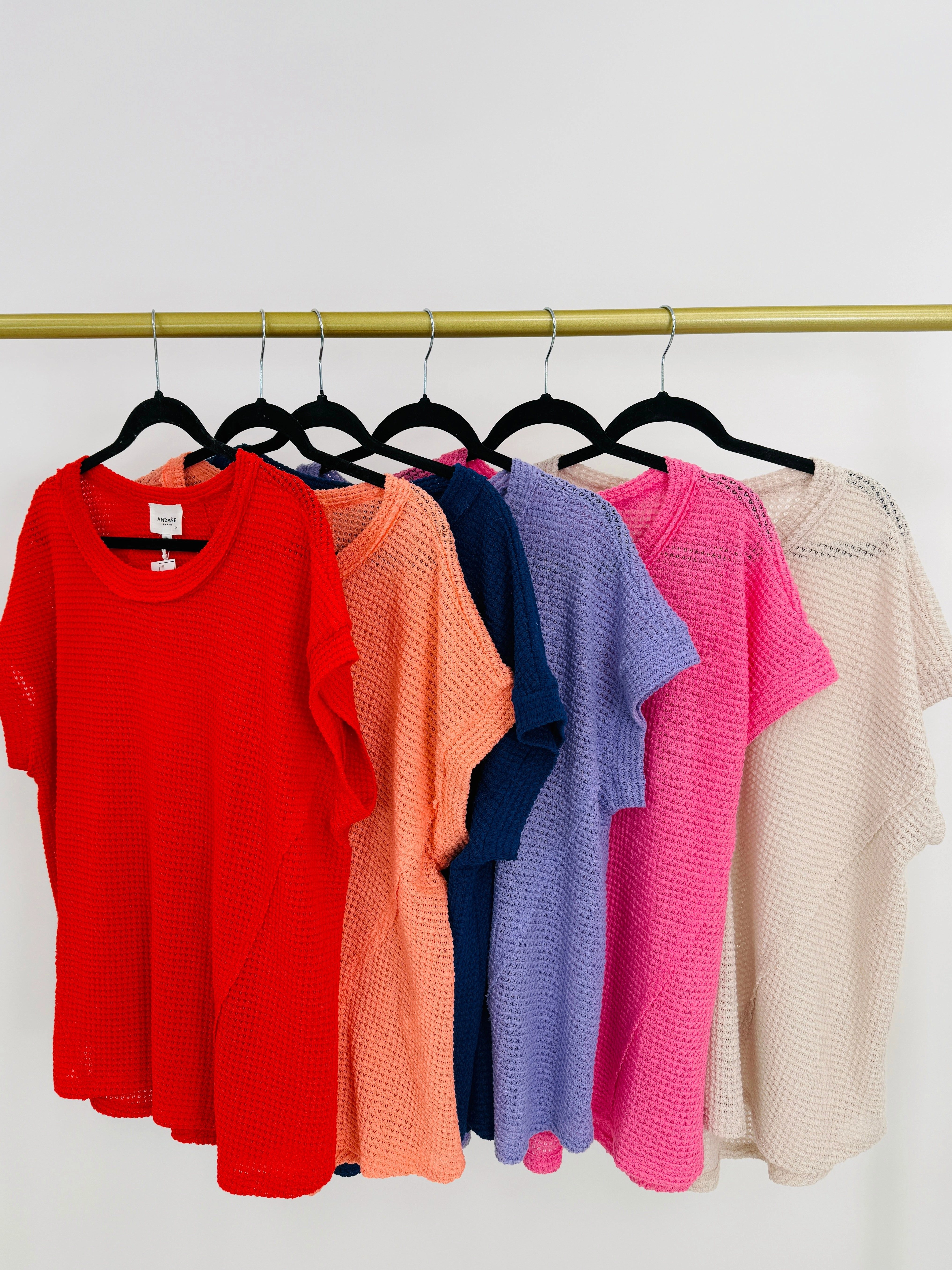Weekend Favorite Top- Multiple Colors!