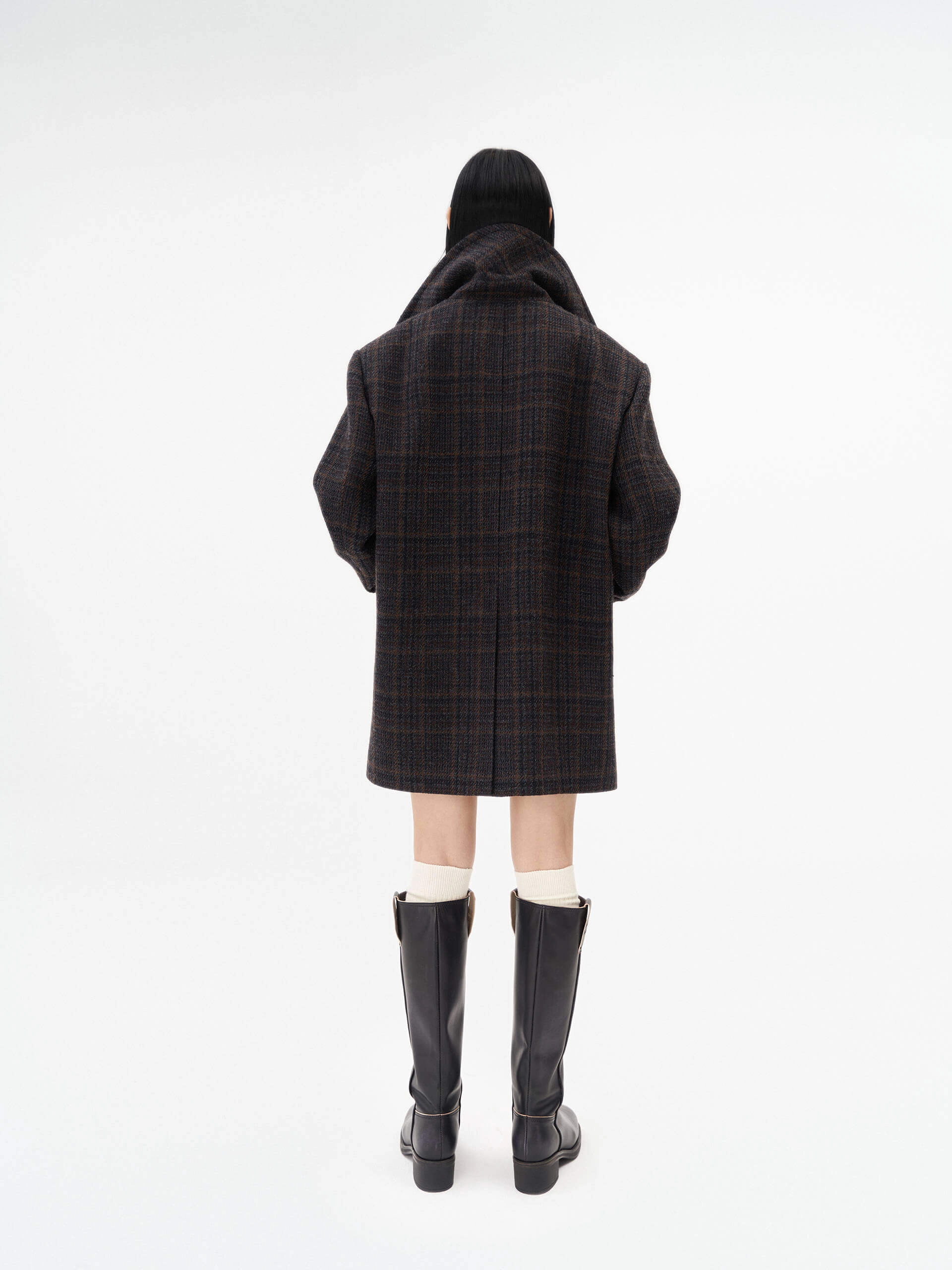 Wide Collar Checked Coat
