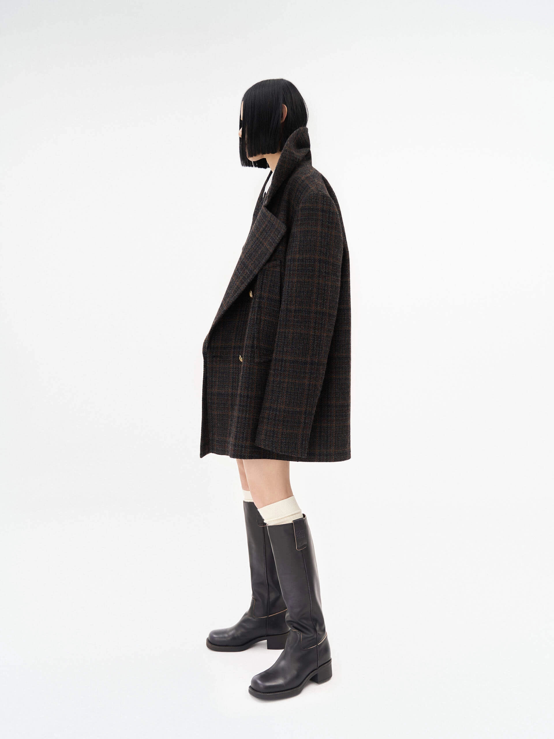 Wide Collar Checked Coat
