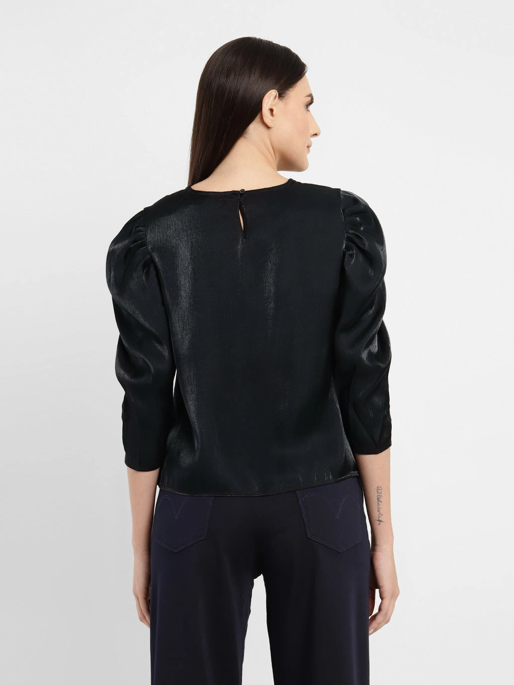 Women's Solid Round Neck Top