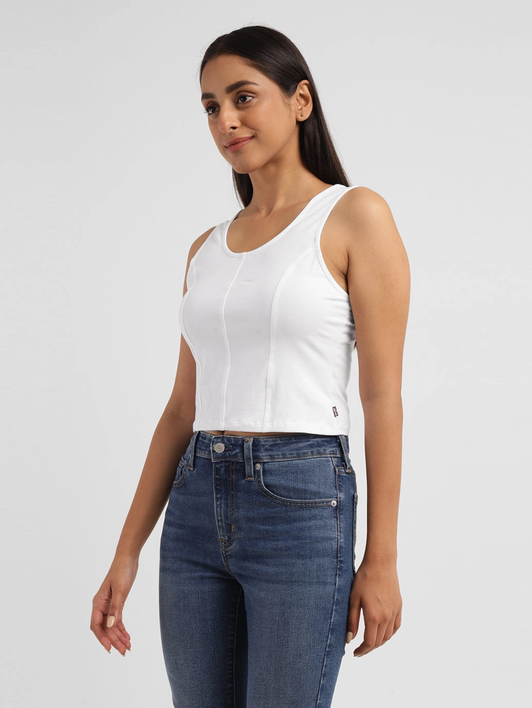 Women's Solid White Scoop Neck Crop Top