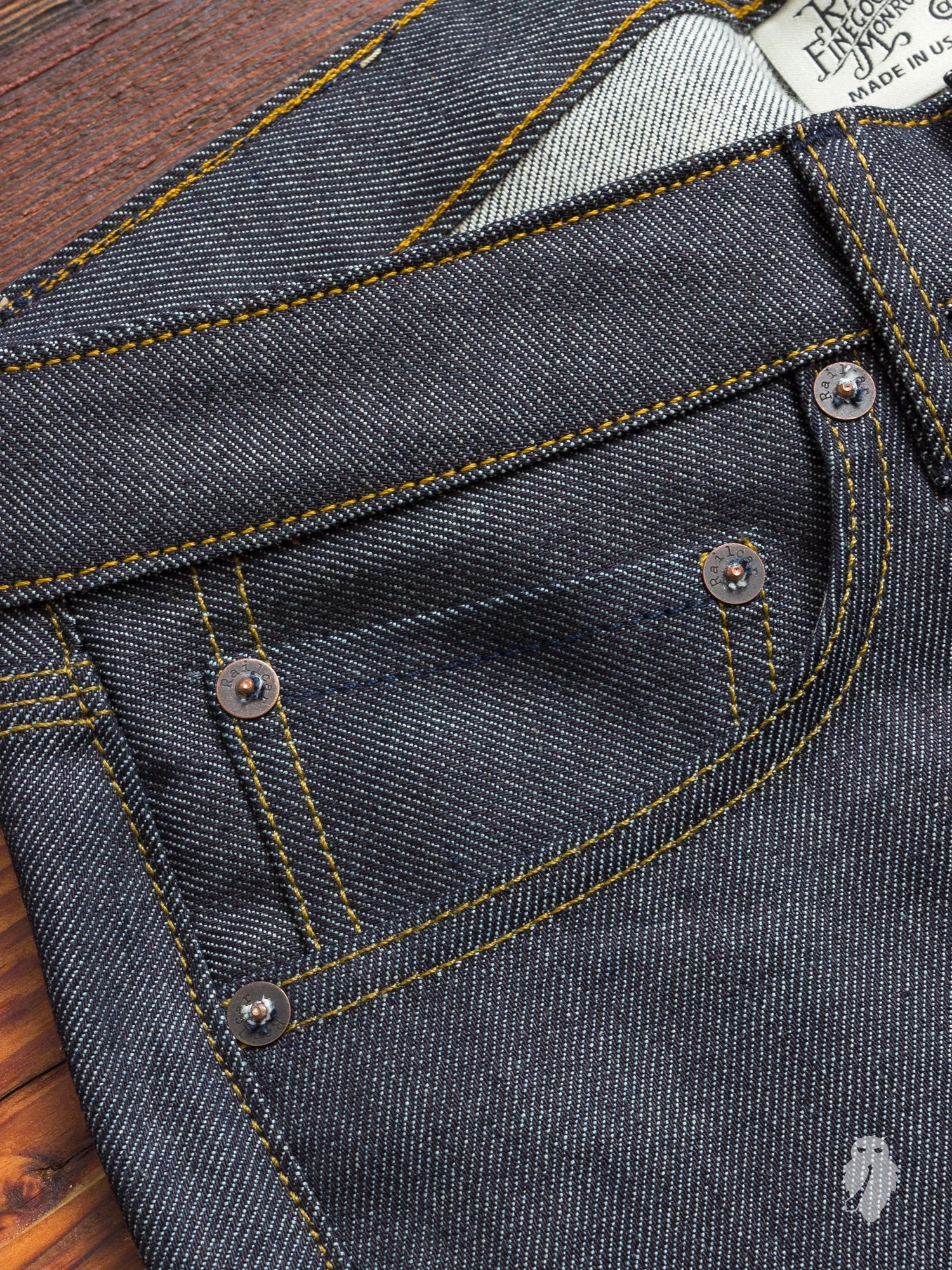 X041 11.5oz Women's Stretch Selvedge Denim - Vixen Fit