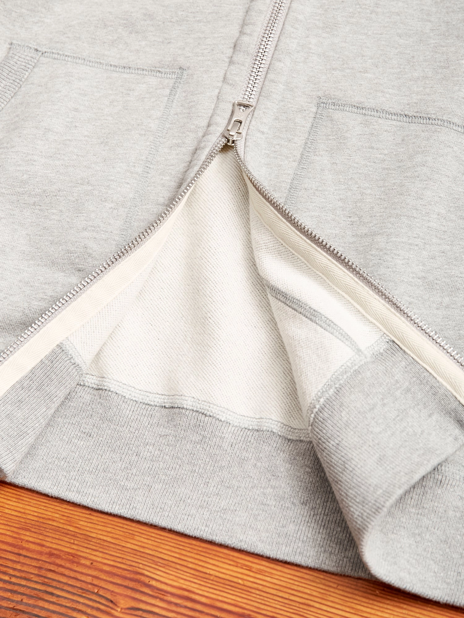 Zip Hoodie in Heather Grey